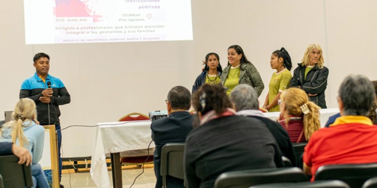 EQUIPO MBYA. Participaron en la jornada los agentes de salud mbya de la Dirección de Salud Indígena.