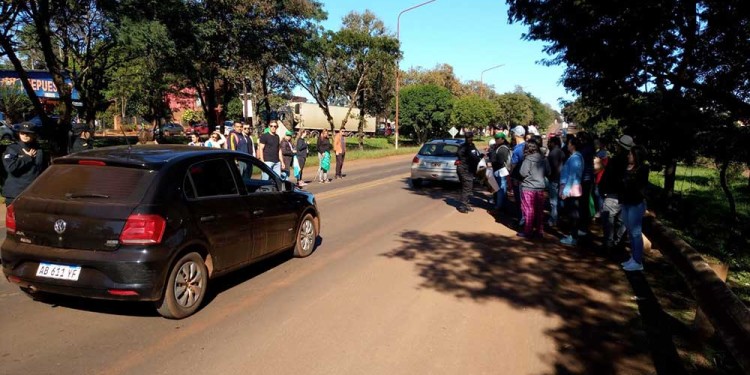 EN LA CALLE. Hubo movilizaciones en distintos puntos de la provincia.