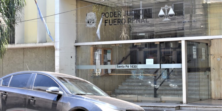 AUDIENCIA. Ayer el juez Monte indagó al sospechoso de quemar a Norma y le notificó la imputación formalmente.