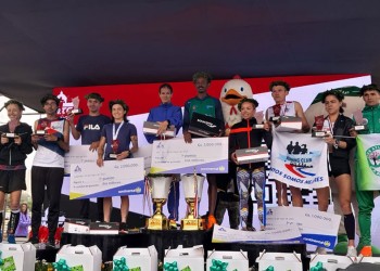 Atletismo: Agustín, todo un correcaminos