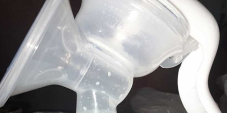 PARA LAS MADRES. Los equipos sanitarios se encargan de captar a las madres con bebés menores de 6 meses y con lactancia exclusiva.