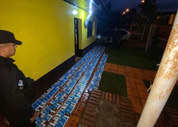 Dos detenidos a bordo de un auto con casi 3.000 atados de cigarrillos