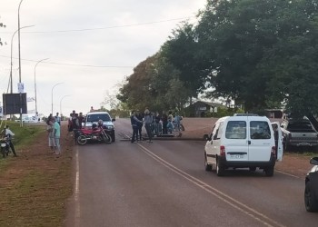 Cortes en tres rutas complicaron el tránsito este martes en Misiones