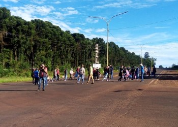 Docentes del MPL volvieron a cortar la ruta 12