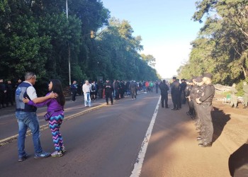 Iguazú: quisieron evitar el corte de los docentes y al final cortaron ellos