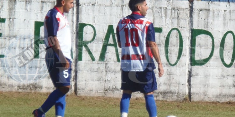 VA POR MÁS. Mado visita a Guaraní con la idea de sumar para alcanzar la cima.