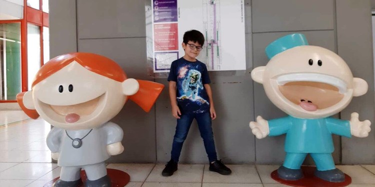 PEQUEÑO GRAN LUCHADOR. Gabriel deberá someterse a una nueva quimioterapia en junio.