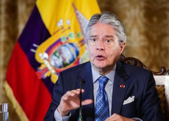 El Presidente de Ecuador disolvió el congreso y convocó a elecciones anticipadas