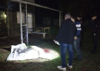 Un detenido por la violenta muerte de un hombre en Alba Posse: buscan a una mujer