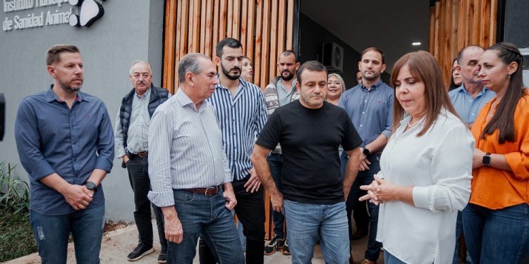 IMUSA. El jefe comunal posadeño y el mandatario provincial mostraron la ampliación de obras en Posadas