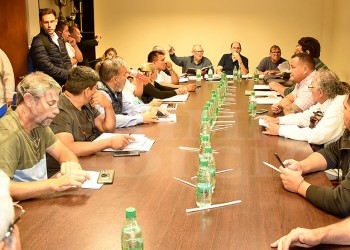 La Liga, en vilo y a la espera tras pedido de intervención