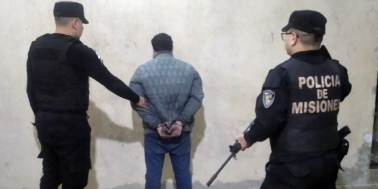 CAPTURA. Lo aprehendieron en la avenida San Martín de Eldorado y luego en el sistema “saltó” que era buscado.