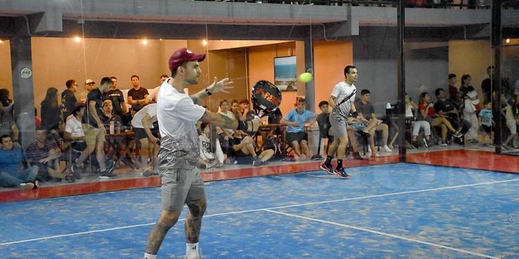 A LA ALFOMBRA. Otro finde de acción para el pádel de la tierra colorada.