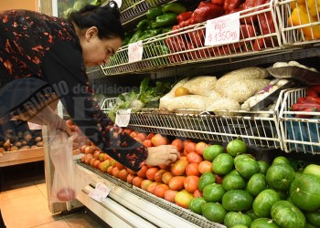 Tomate, lechuga y papa registran subas de 300% en comparación con mayo 2022