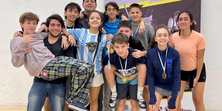 HAY EQUIPO. Los misioneros que compitieron en la primera fecha de la segunda etapa de la Liga del Norte.