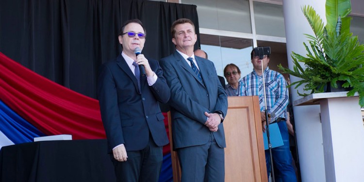 DERROTADOS. El intendente Wolenberg y su aliado político Diego Sartori sufrieron un revés electoral el 7M.