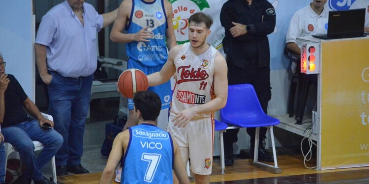 NECESIDAD. El “Japonés” buscará un triunfo para forzar el tercer encuentro (Foto: Prensa Tokio)