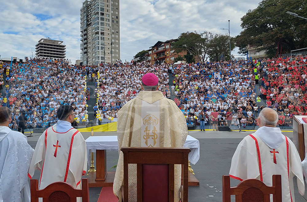 Posadas conmemoró Corpus Christi con una gran participación de los ...