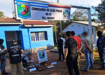 Hostigaban a un vecino y los detuvieron con un arsenal