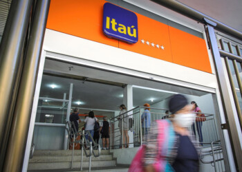 El Banco Itaú confirmó que se va de Argentina