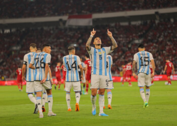 Sobria actuación de Argentina que venció a Indonesia sin Messi