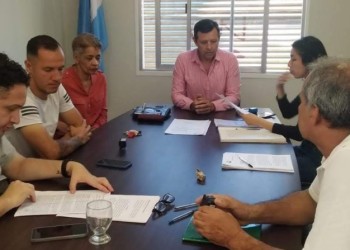 Cheques voladores y planes fantasma, en otro balance que rechazó el Concejo de Santa Ana