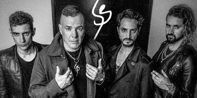 Fernando Ruiz Díaz (segundo desde la izquierda).