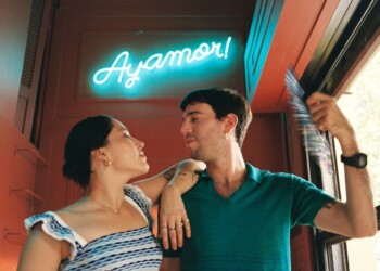 Conociendo Rusia y Elsa y Elmar se unen en nuevo himno de amor