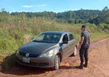 Dúo golpeó a un preceptor para robarle el vehículo y su billetera