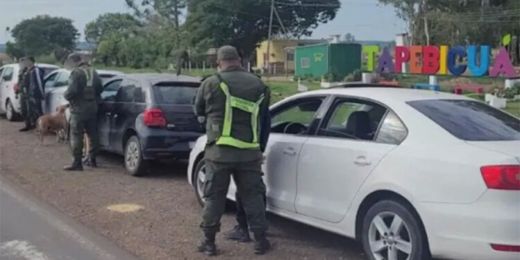 OPERATIVO DE GENDARMERÍA. Durante un control vehicular detectaron cuatro automóviles denunciados como sustraídos en la provincia de Buenos Aires.