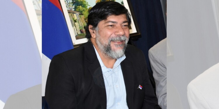 ANUNCIO. El ministro de Cultura, Joselo Schuap, confirmó la noticia.