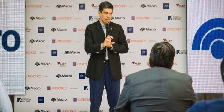 ACADÉMICO Y EXFUNCIONARIO. Díaz es responsable de la carrera de derecho de la UCSF sede Posadas.