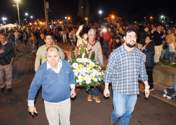 San Juan encendió su llama de fe y tradición