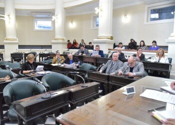 Conflicto con pescadores en el Paraná: legisladores correntinos se suman a la denuncia