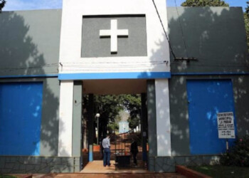Polémica exhumación en cementerio de Oberá