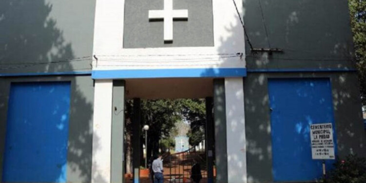 INDIGNANTE. Los restos de Francisca Araujo habrían sido exhumados “por error”.