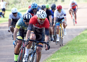 Ciclismo: el trofeo mayor se fue a Garupá