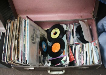 El “viejo” LP cumple 77 años