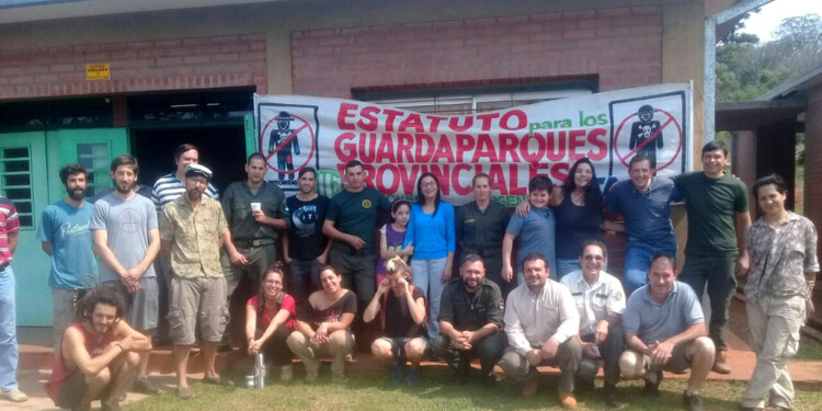 AÑOS DE RECLAMOS. Hubo diversas etapas de protestas y negociaciones con los últimos gobiernos provinciales.