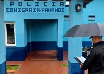 Defendió a su madre y le asestó un machetazo a su padrastro