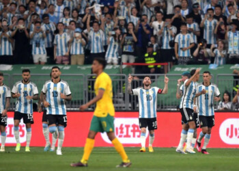 Argentina derrotó a Australia e hizo delirar al público chino