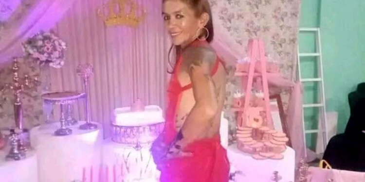 FELIZ MOMENTO. Norma durante una fiesta familiar y como sus hermanos quieren recordarla, siempre alegre.