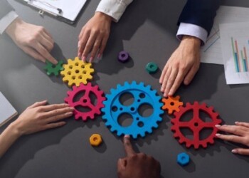 Editorial: Entre la ingenuidad propia y la visceralidad dirigencial