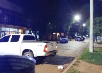 Vecinos reportaron un siniestro vial, pero el conductor tenía un balazo en la cabeza