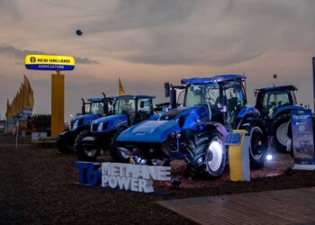 El primer tractor a biogás llegó a Argentina y será probado