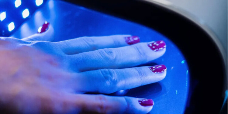 CABINAS UV. La médica recomendó hacerlo únicamente por temporadas una vez al mes, o para un evento especial.