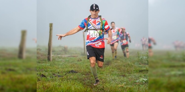 DESAFÍO SUPERADO. El circuito entregó pasto, tierra y hasta cursos de agua. Foto: Gentileza Capi Jhoby / Bondi PH