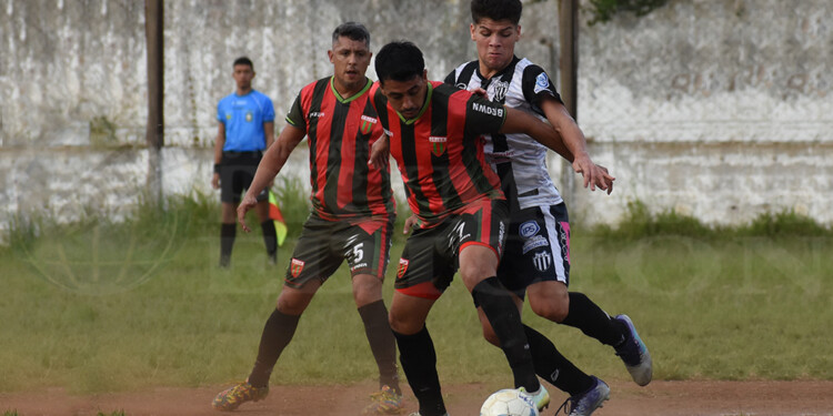 ACCIÓN. Brown recibe a Corpus. El Deca enfrenta mañana a 1° de Mayo.