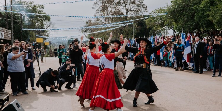Misiones celebró el Día de la Independencia en el acto central en San Javier