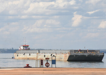 El Puerto de Posadas comenzará a operar con Zárate y apuntan a sumar cabotaje